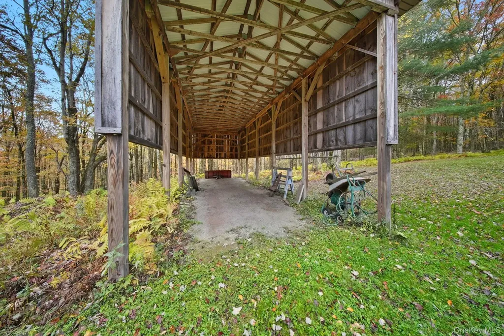 45 Coopers Corner Road Monticello NY 12701