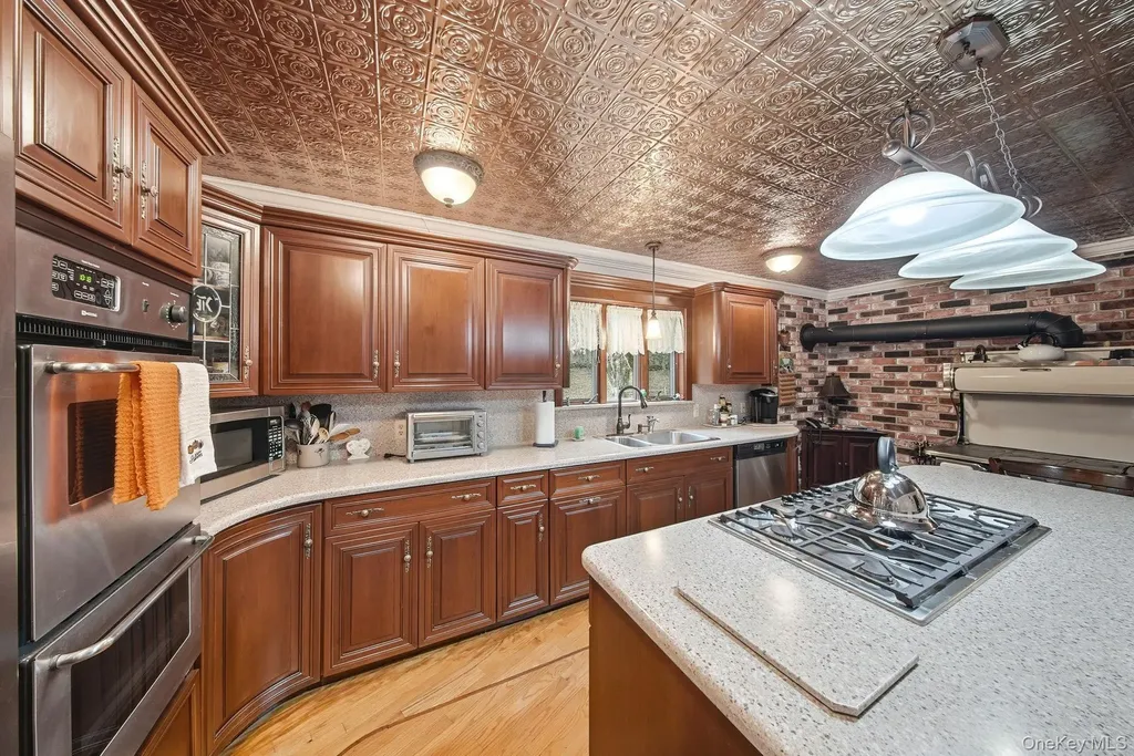 45 Coopers Corner Road Monticello NY 12701