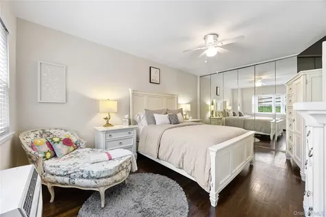 667 Pelham Road Road New Rochelle NY 10805