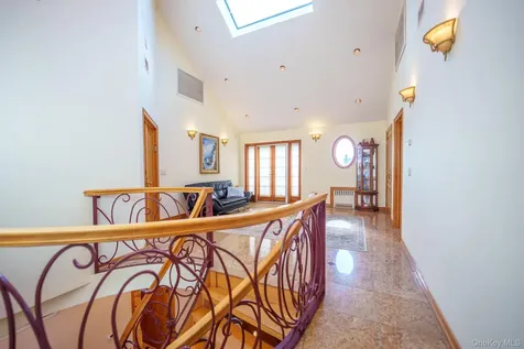 51 Bay Street Long Beach NY 11561