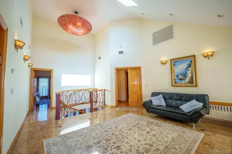 51 Bay Street Long Beach NY 11561
