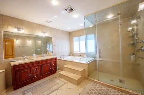 51 Bay Street Long Beach NY 11561