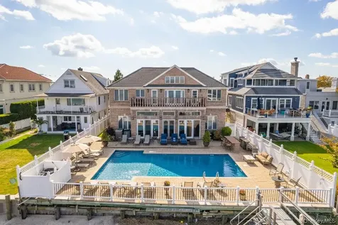 51 Bay Street Long Beach NY 11561