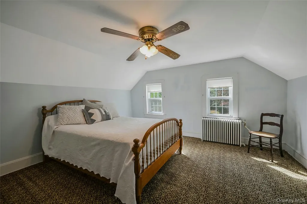 147 N Country Road Mount Sinai NY 11766