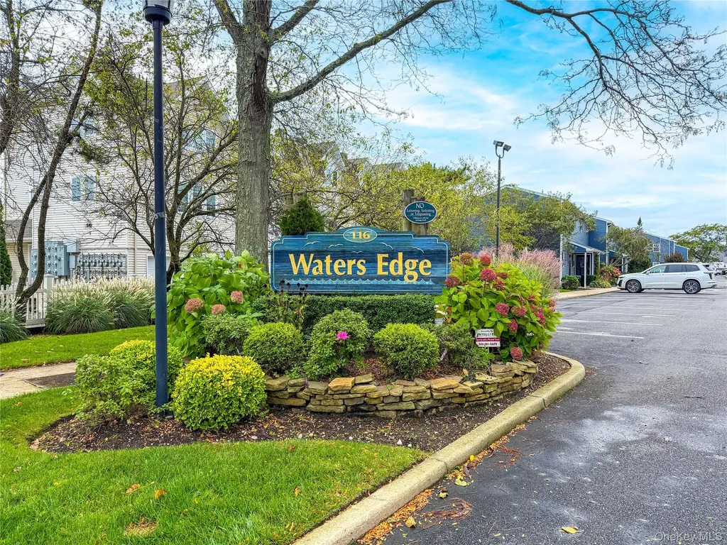 116 Westend Avenue Freeport NY 11520