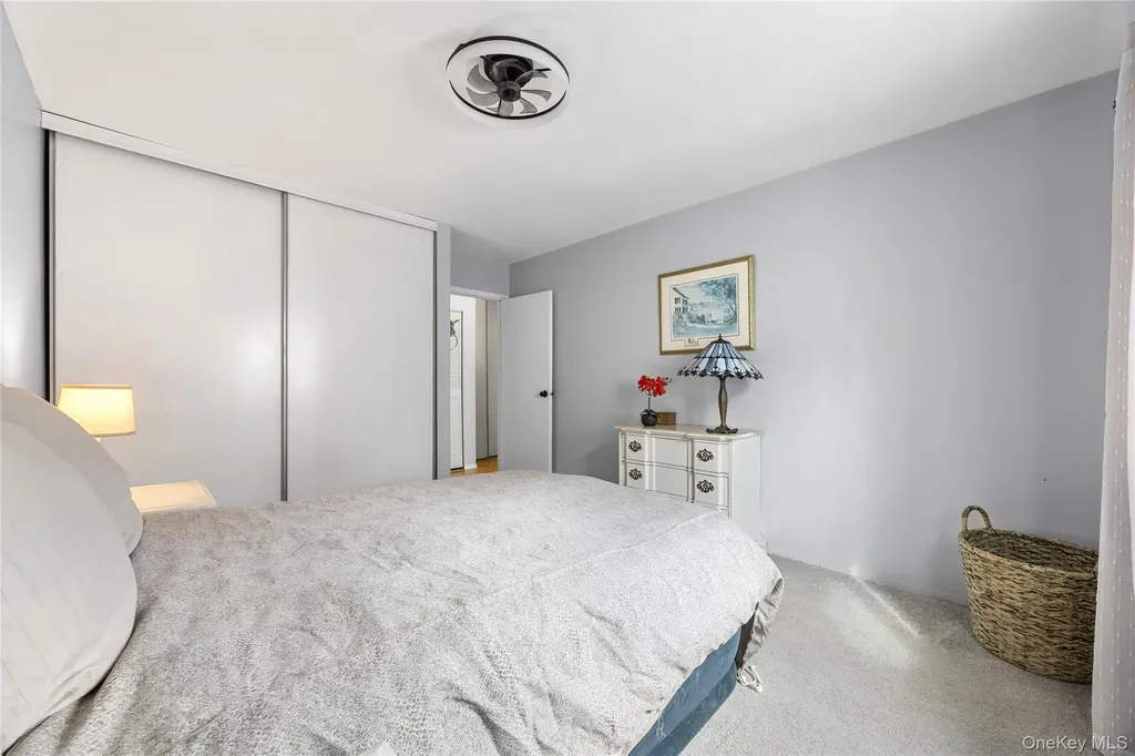 116 Westend Avenue Freeport NY 11520
