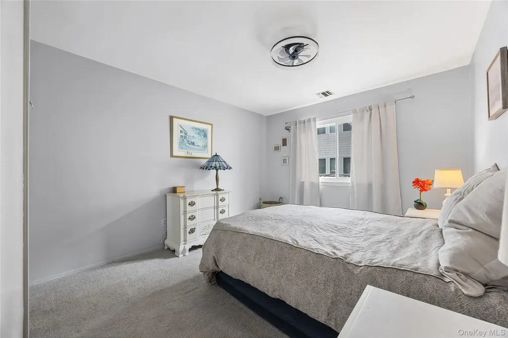 116 Westend Avenue Freeport NY 11520