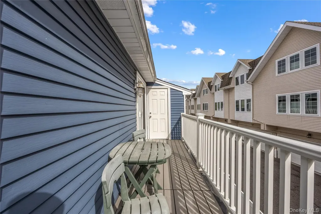 116 Westend Avenue Freeport NY 11520