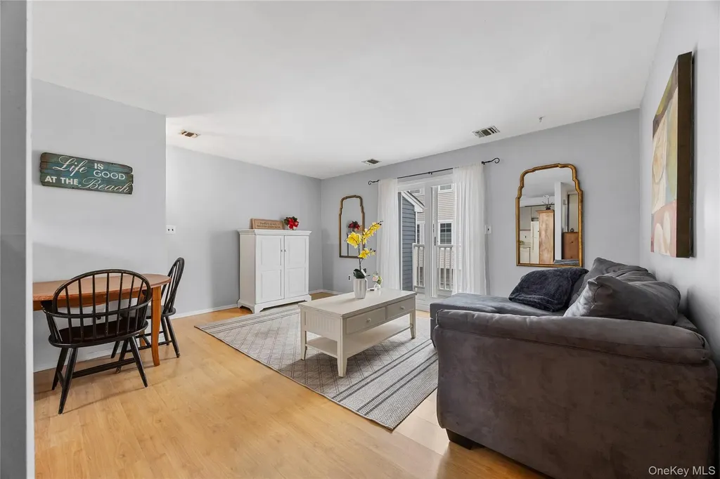 116 Westend Avenue Freeport NY 11520