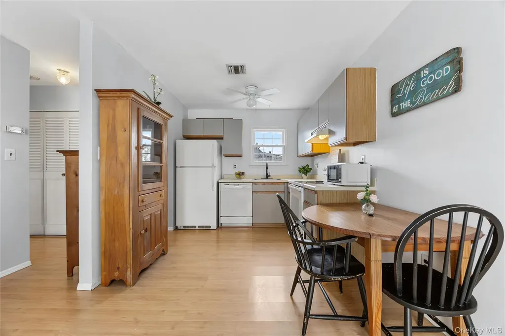116 Westend Avenue Freeport NY 11520