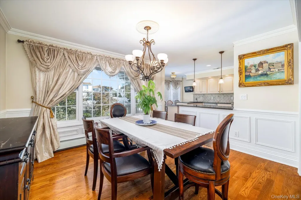 2863 Harbor Road Merrick NY 11566