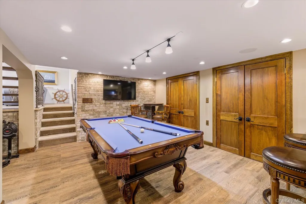 2863 Harbor Road Merrick NY 11566