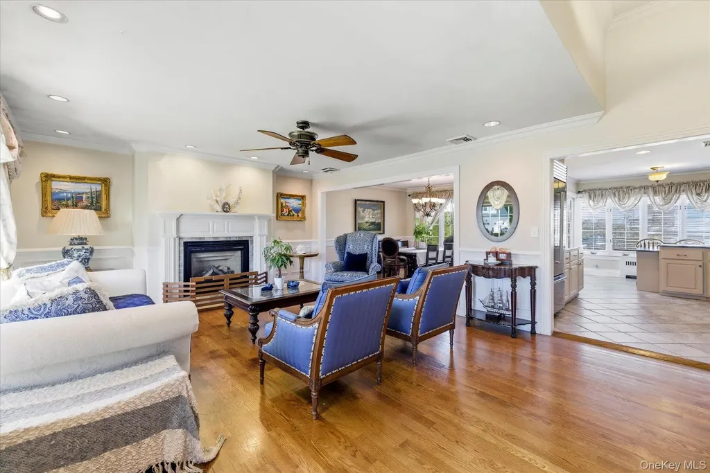 2863 Harbor Road Merrick NY 11566