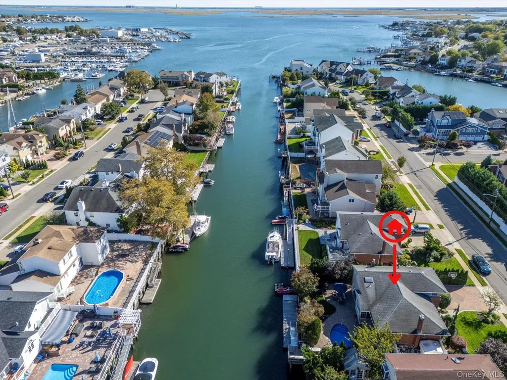 2863 Harbor Road Merrick NY 11566