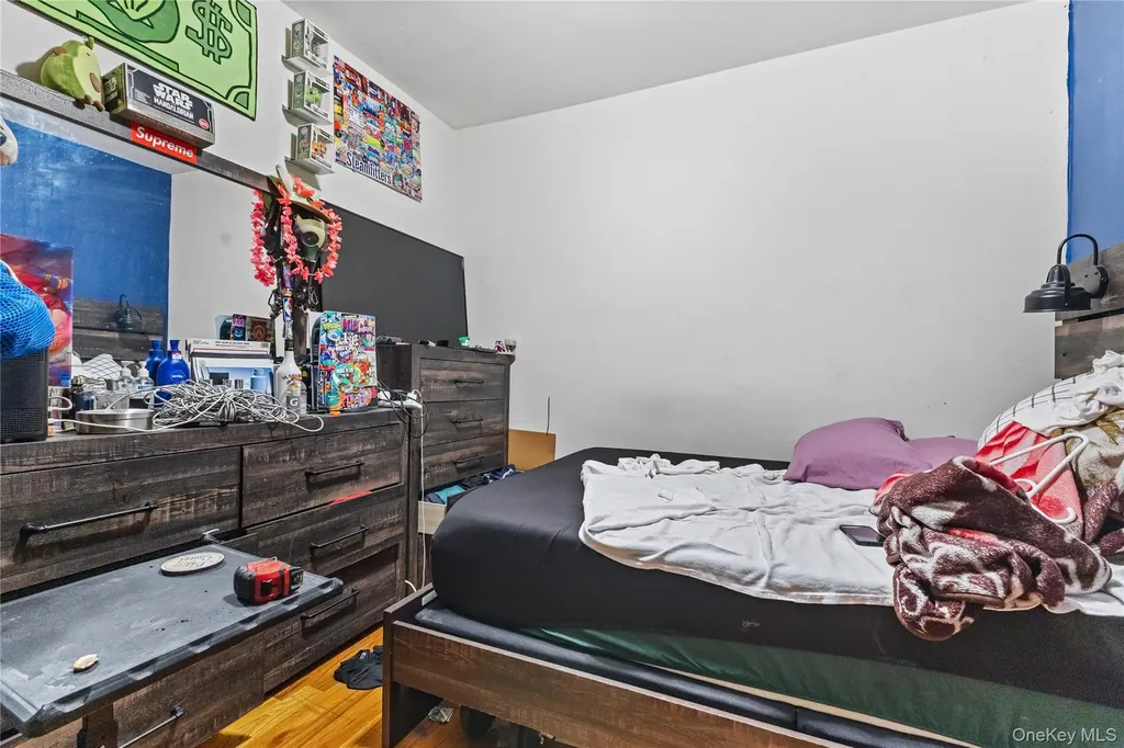 603 E 236th Street Bronx NY 10466