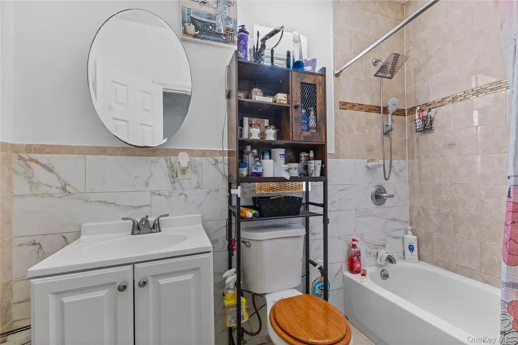 603 E 236th Street Bronx NY 10466