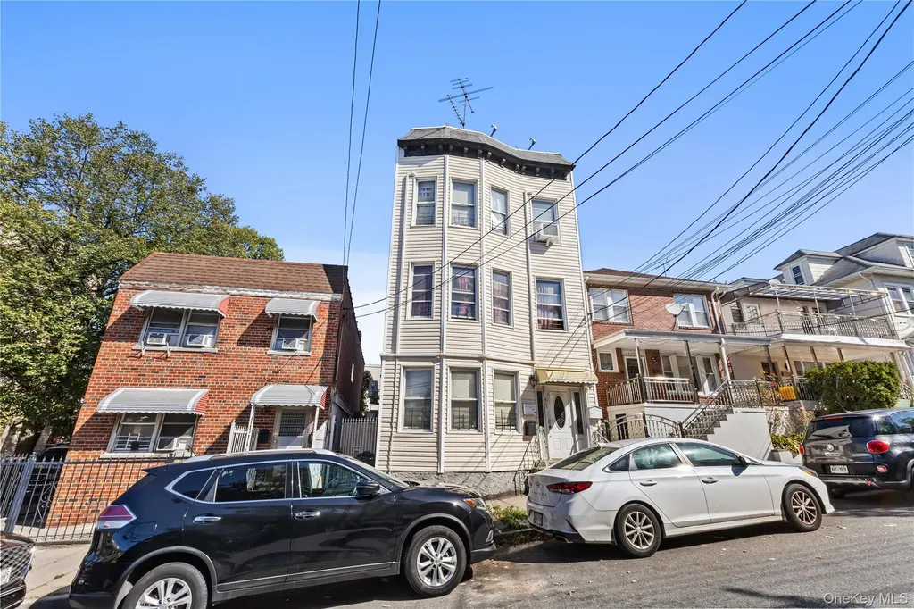 603 E 236th Street Bronx NY 10466