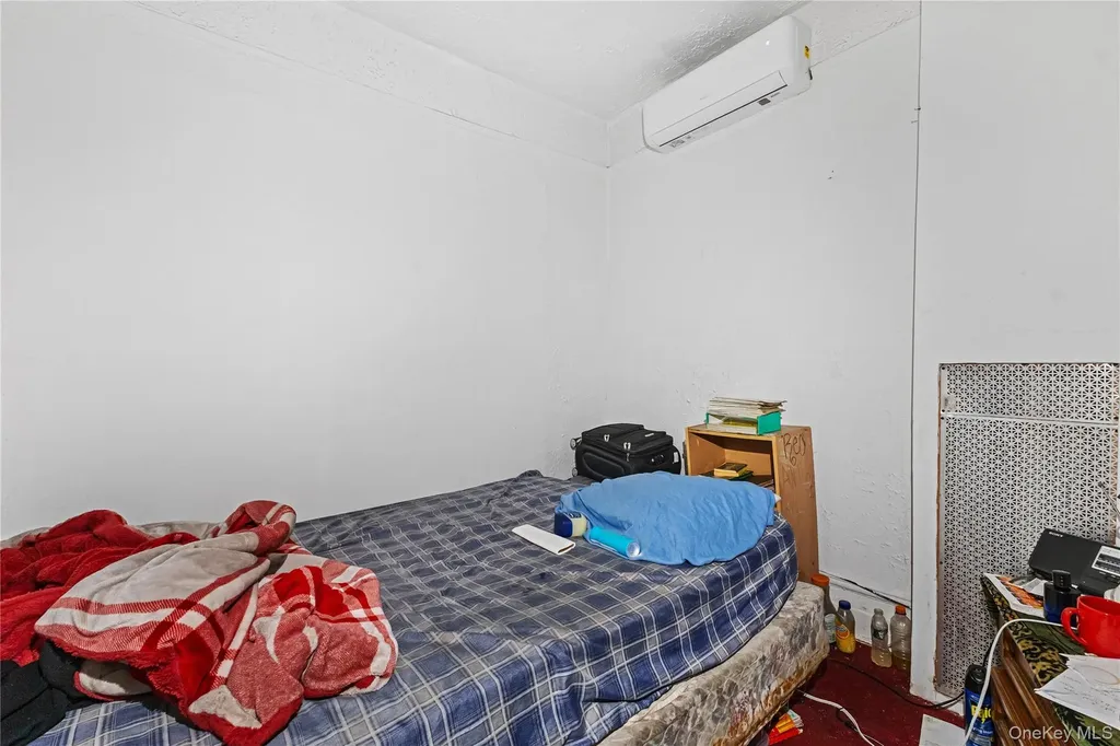 603 E 236th Street Bronx NY 10466
