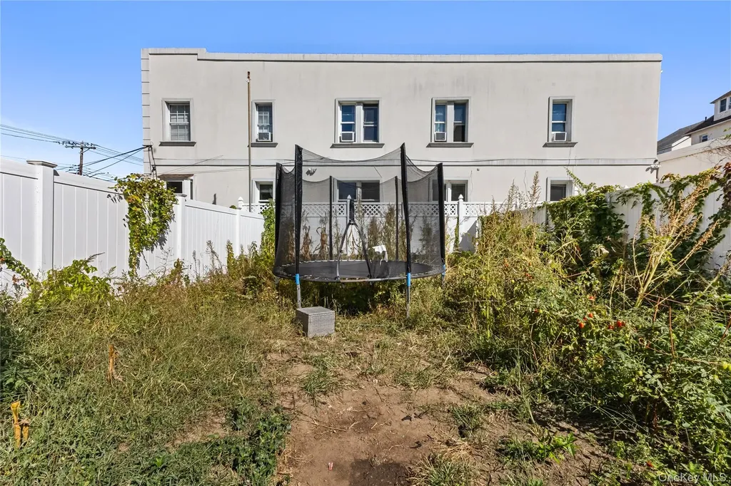 603 E 236th Street Bronx NY 10466