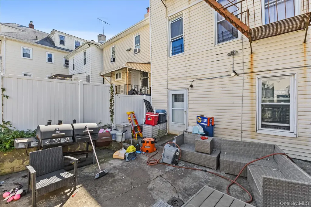 603 E 236th Street Bronx NY 10466
