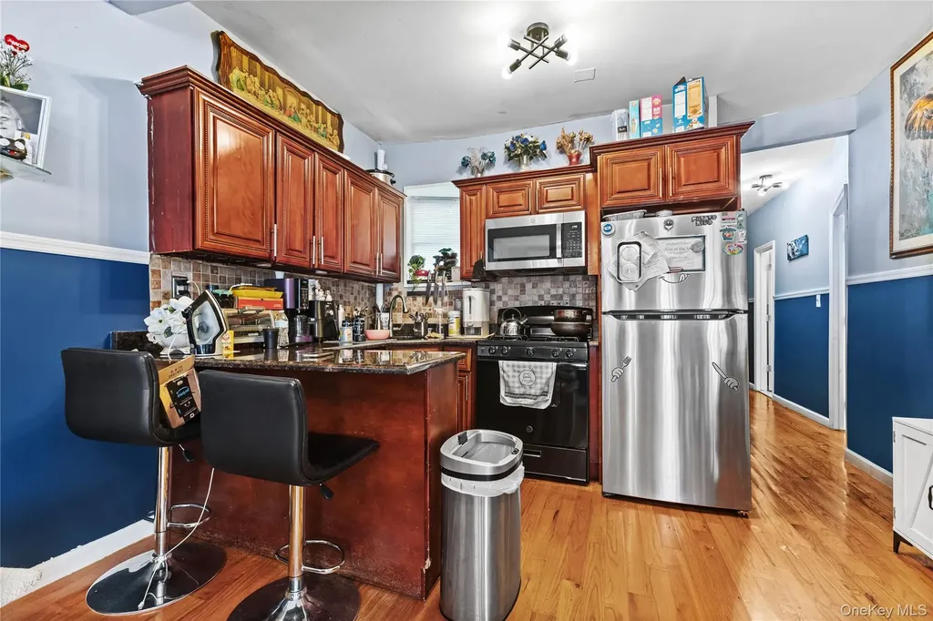 603 E 236th Street Bronx NY 10466