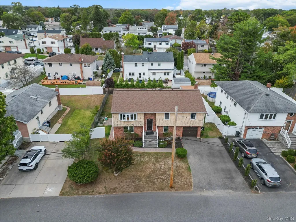 1259 America Avenue West Babylon NY 11704