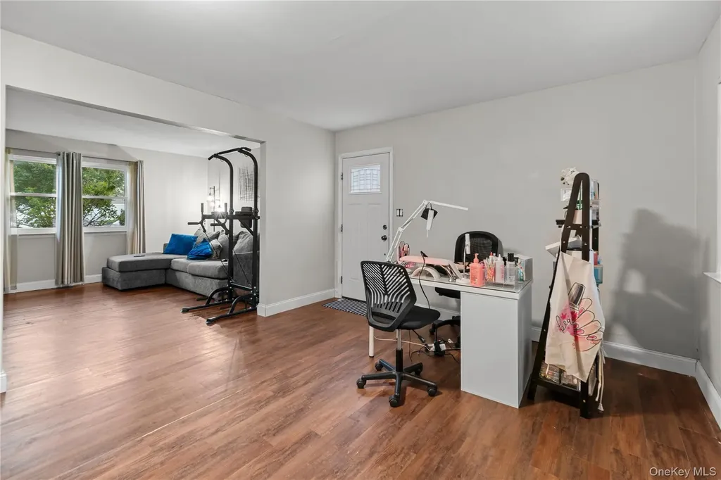 1259 America Avenue West Babylon NY 11704