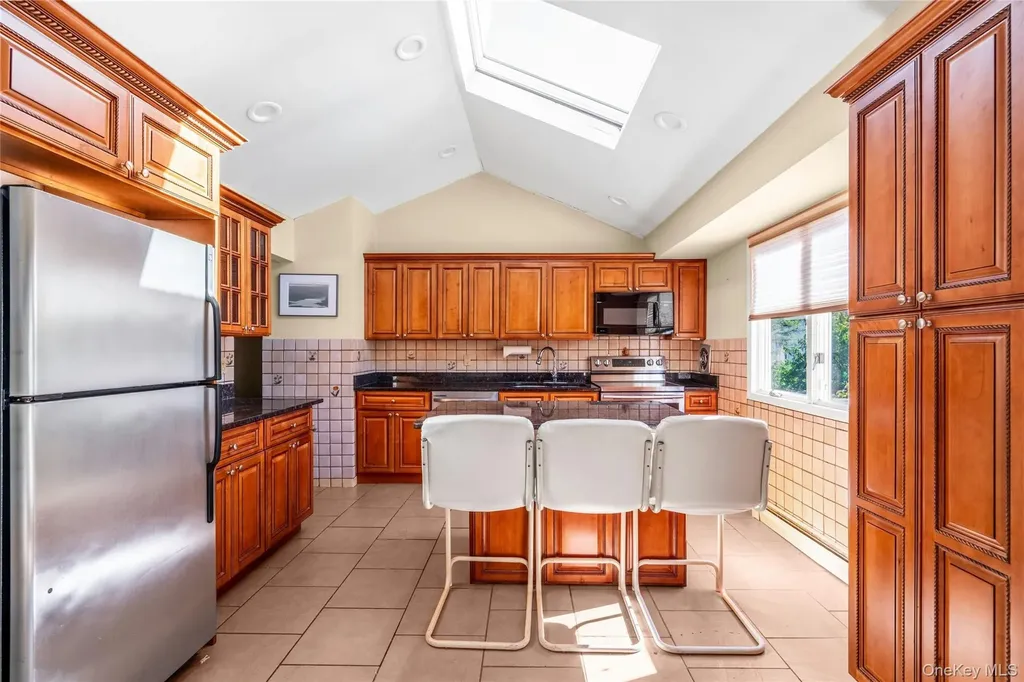 256 Justice Street West Babylon NY 11704