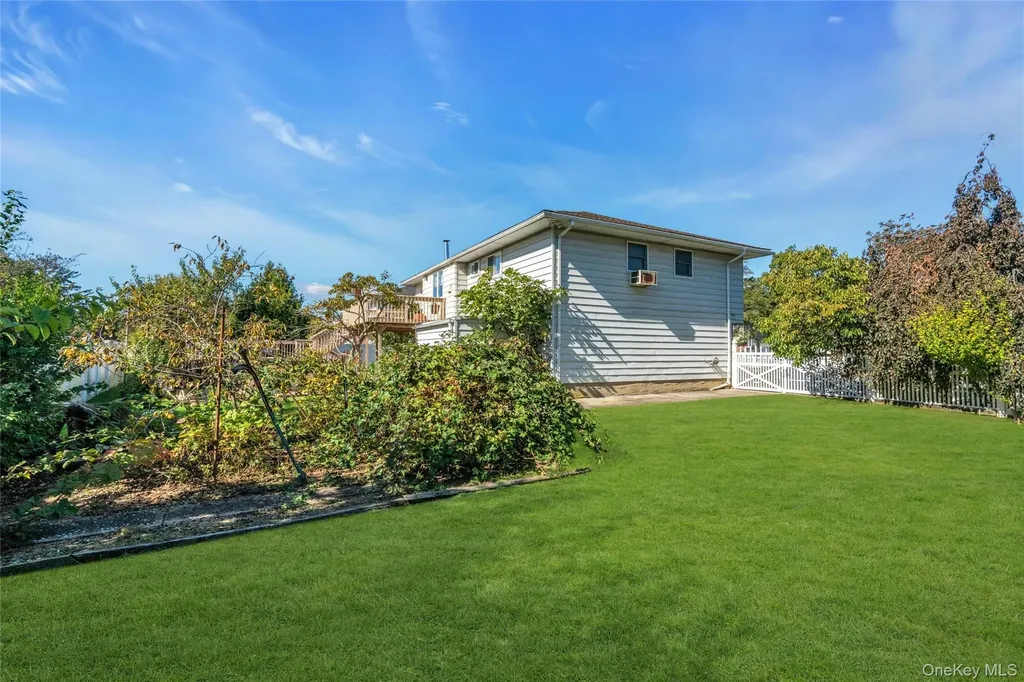 256 Justice Street West Babylon NY 11704