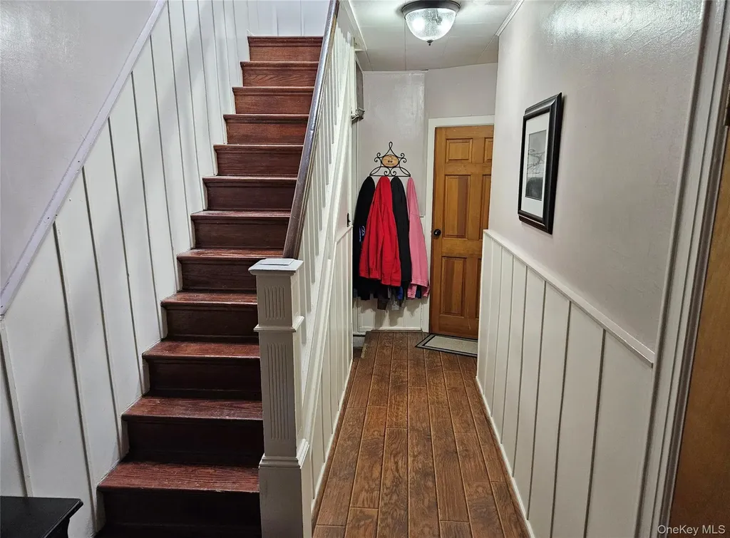 7852 79th Lane Glendale NY 11385