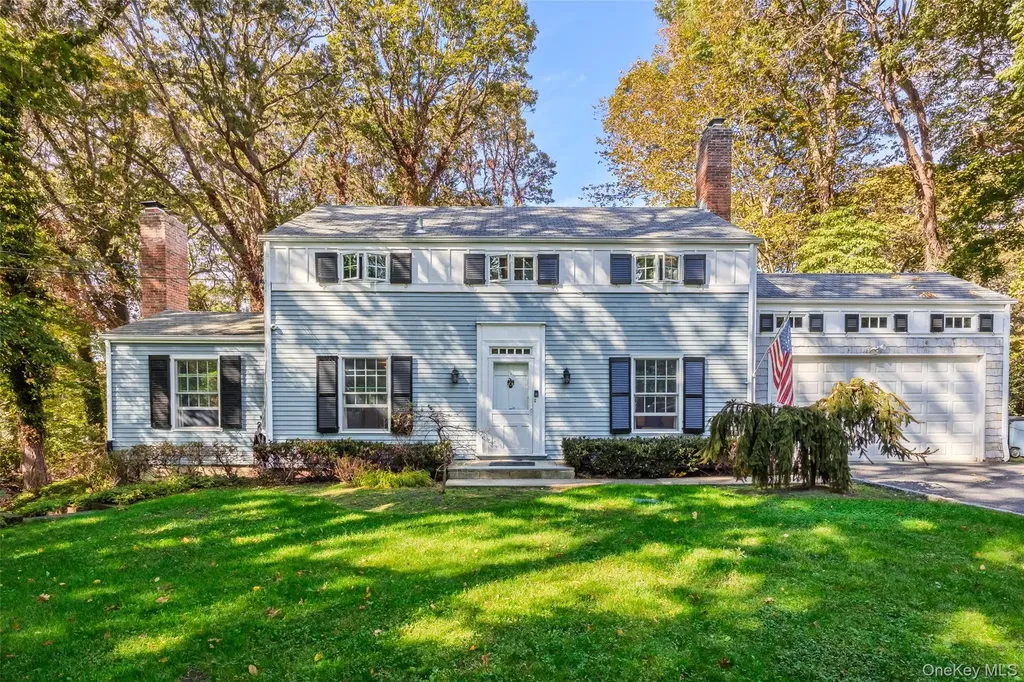 7 Shaker Hollow Road Setauket NY 11733