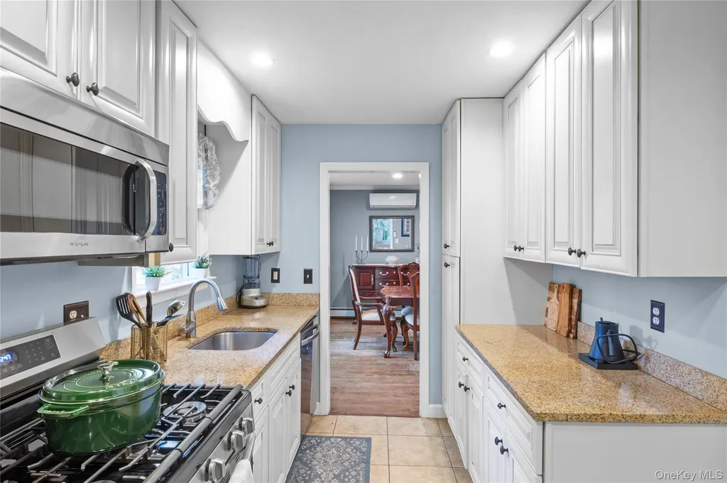 7 Shaker Hollow Road Setauket NY 11733