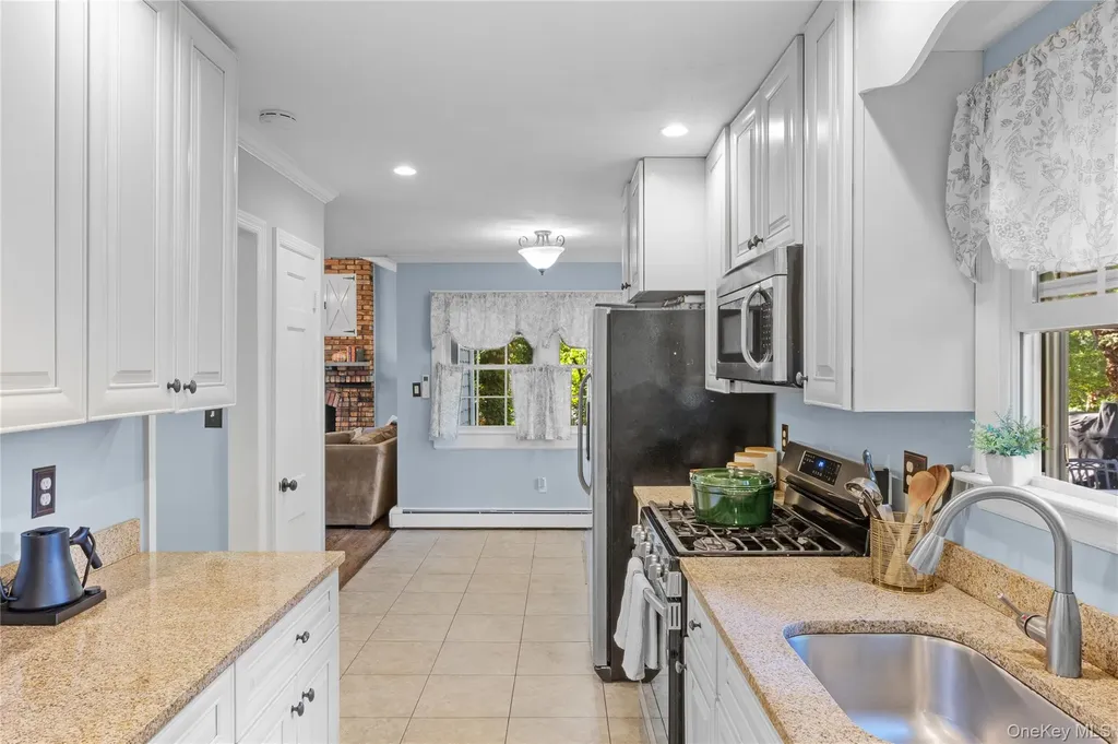 7 Shaker Hollow Road Setauket NY 11733