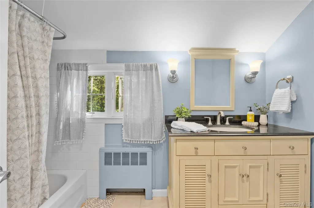 7 Shaker Hollow Road Setauket NY 11733