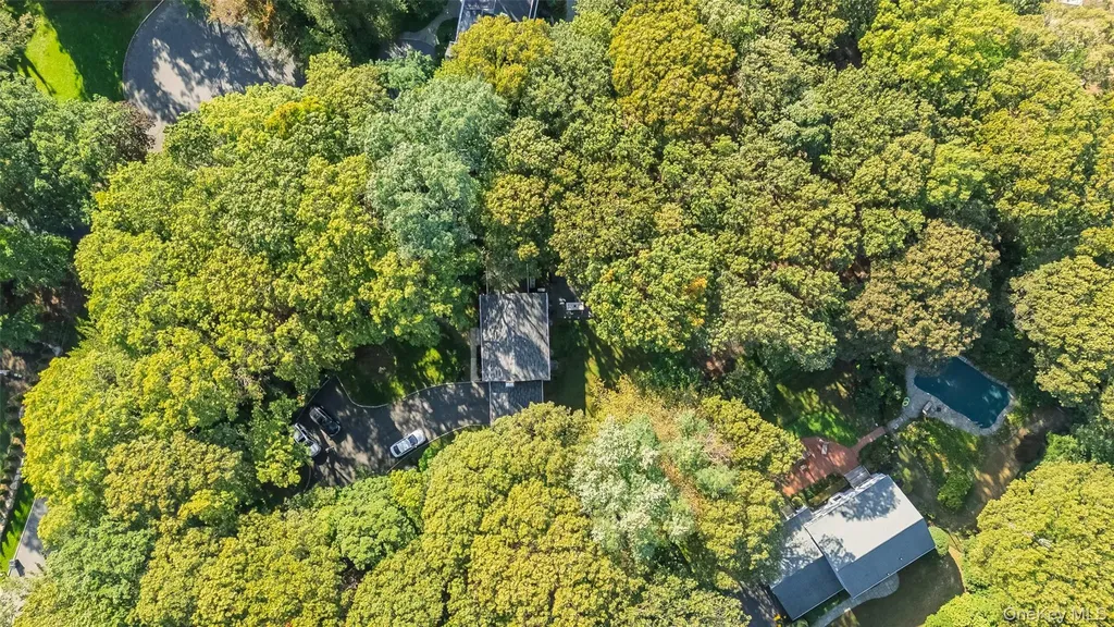 7 Shaker Hollow Road Setauket NY 11733