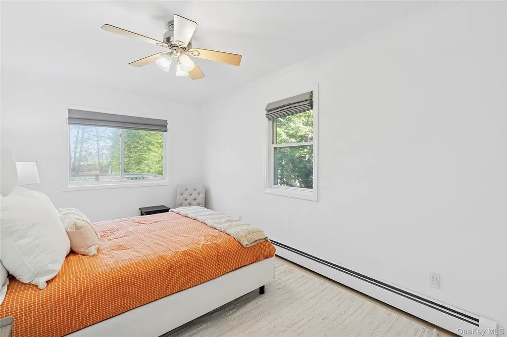 5875 Peconic Bay Boulevard Laurel NY 11948