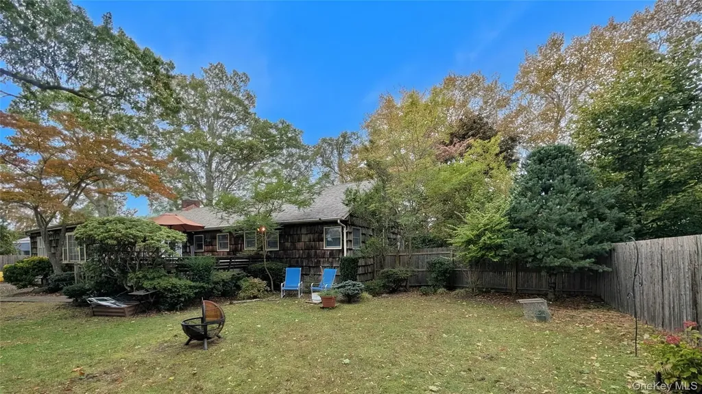 57 Hiawatha Drive Brightwaters NY 11718