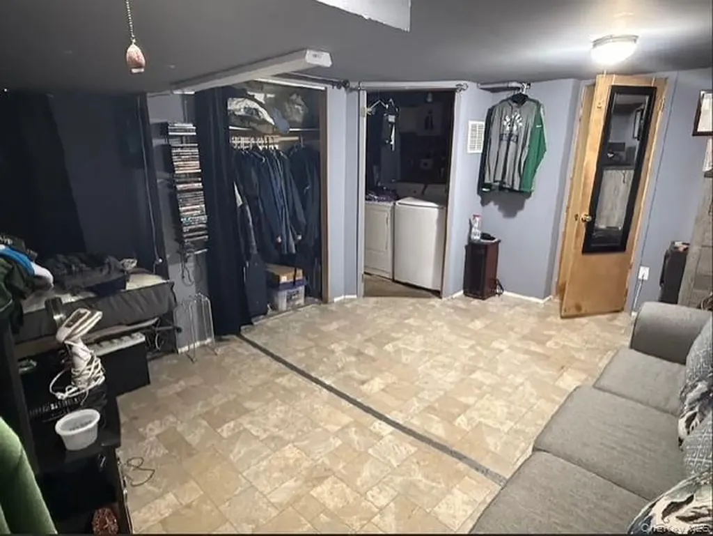 258 Davis Avenue Bronx NY 10465