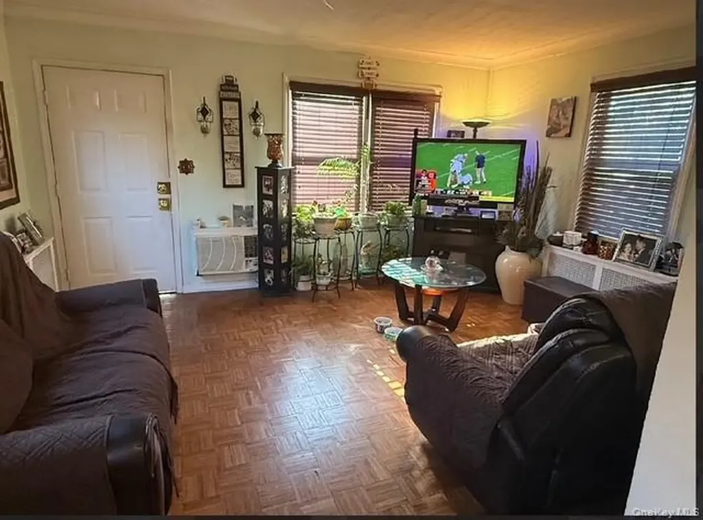 258 Davis Avenue Bronx NY 10465