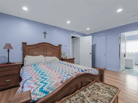 2 Limetree Drive Manorville NY 11949