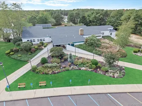 2 Limetree Drive Manorville NY 11949