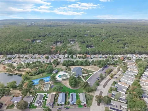 2 Limetree Drive Manorville NY 11949