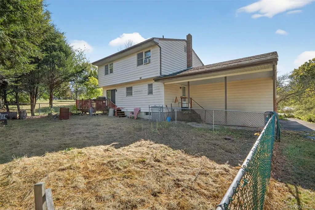 20 County Route 48 Thompson Ridge NY 10985