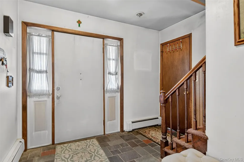 20 County Route 48 Thompson Ridge NY 10985