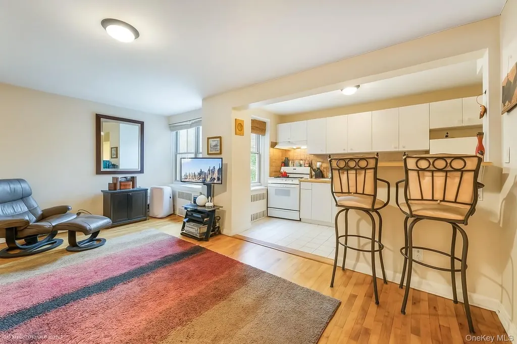 39-50 52nd Streets Woodside NY 11377