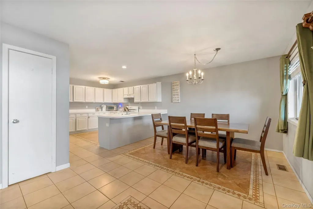 3105 Bluffs Drive S Baiting Hollow NY 11933