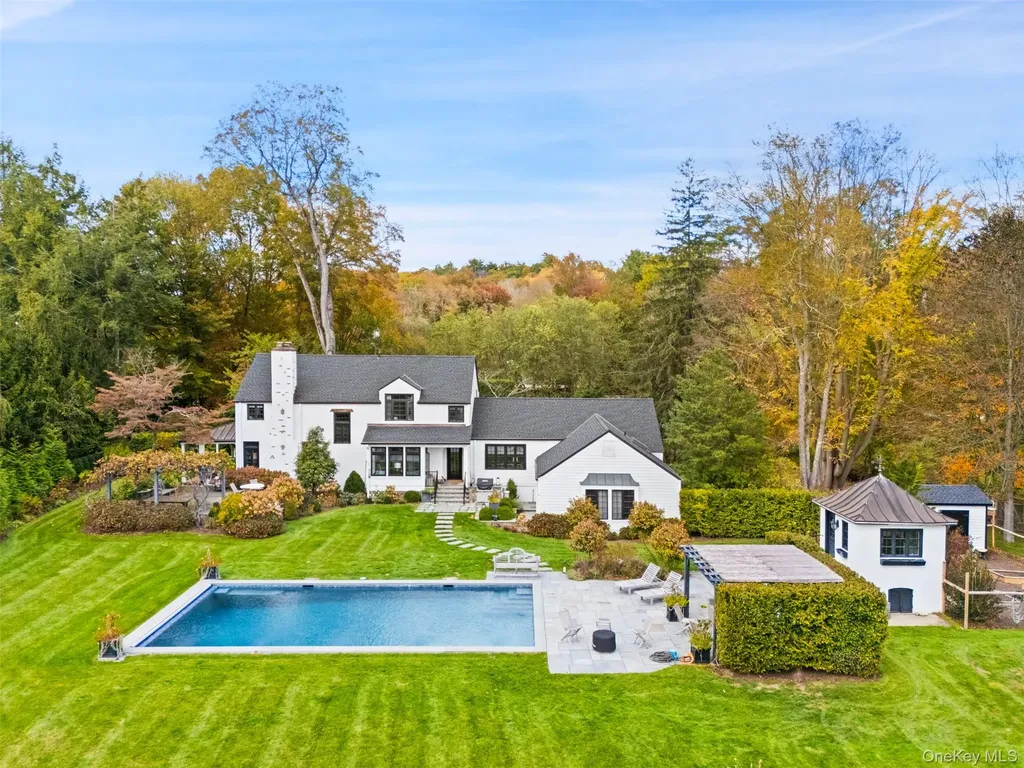 77 Pound Ridge Road Bedford NY 10506
