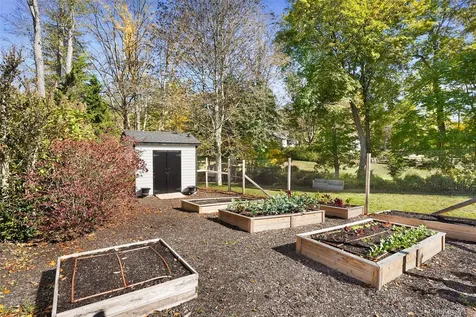 77 Pound Ridge Road Bedford NY 10506