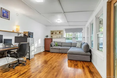 6 Franklin Avenue Bayville NY 11709