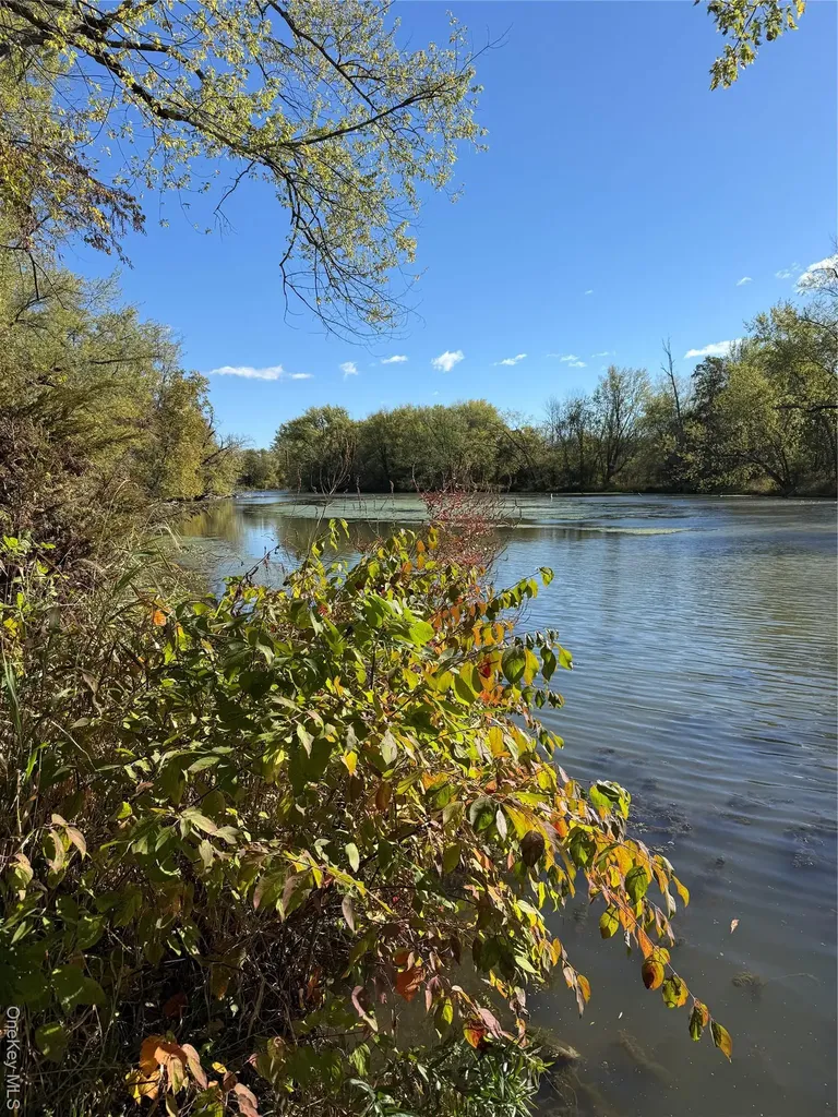 6580 Us Route 9 Hudson NY 12534
